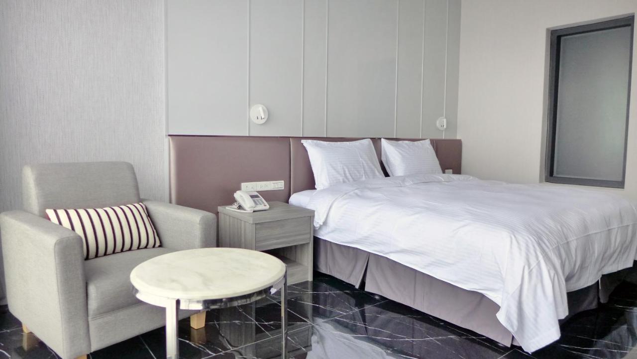 Champ De Rose Hotel Hualien City Exterior foto